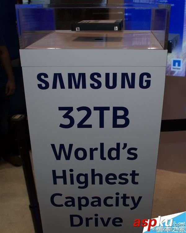 三星,32TB,硬盤