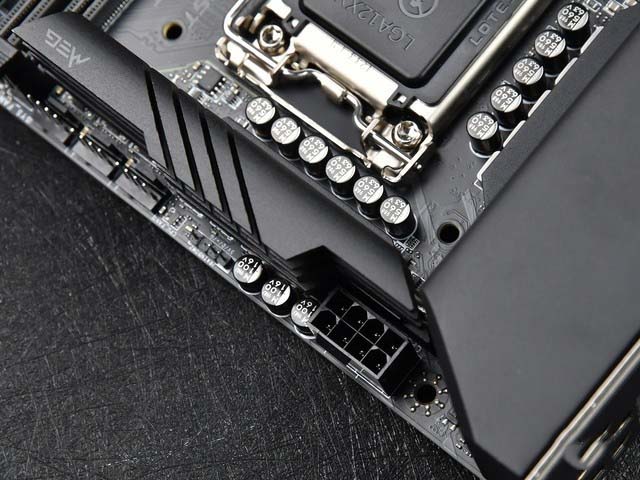 微星MEG Z490I UNIFY評測 