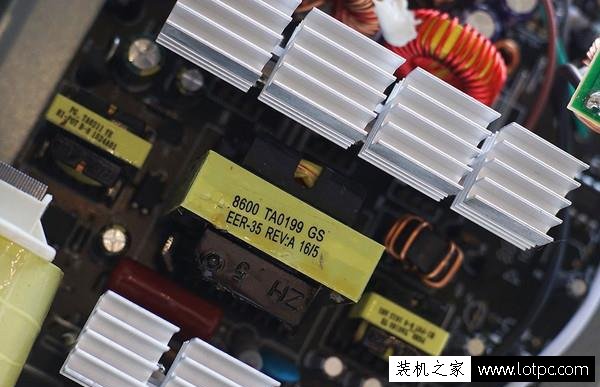 臺式機電源選購經驗：教你如何從PC電源內部電子元件看偷工減料