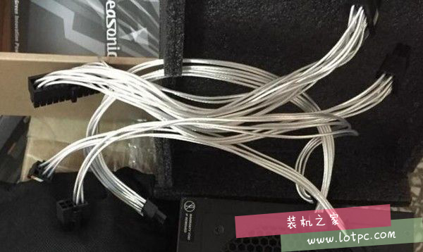 臺式電腦電源知識：認識電源線材包裹設(shè)計