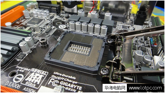 技嘉B85NPhoenix鳳凰版主板