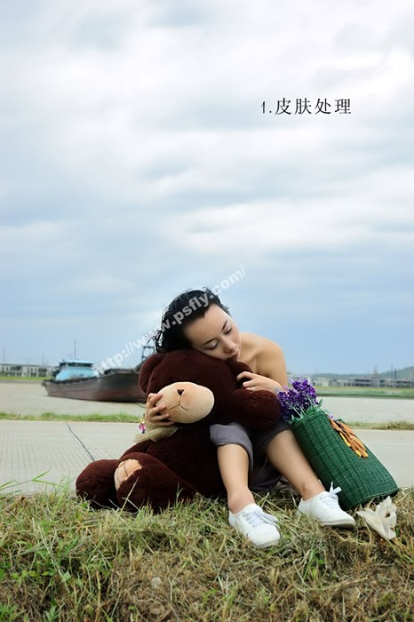 ps調色教程:漂亮青色調美女照片模糊背景_webjx.com